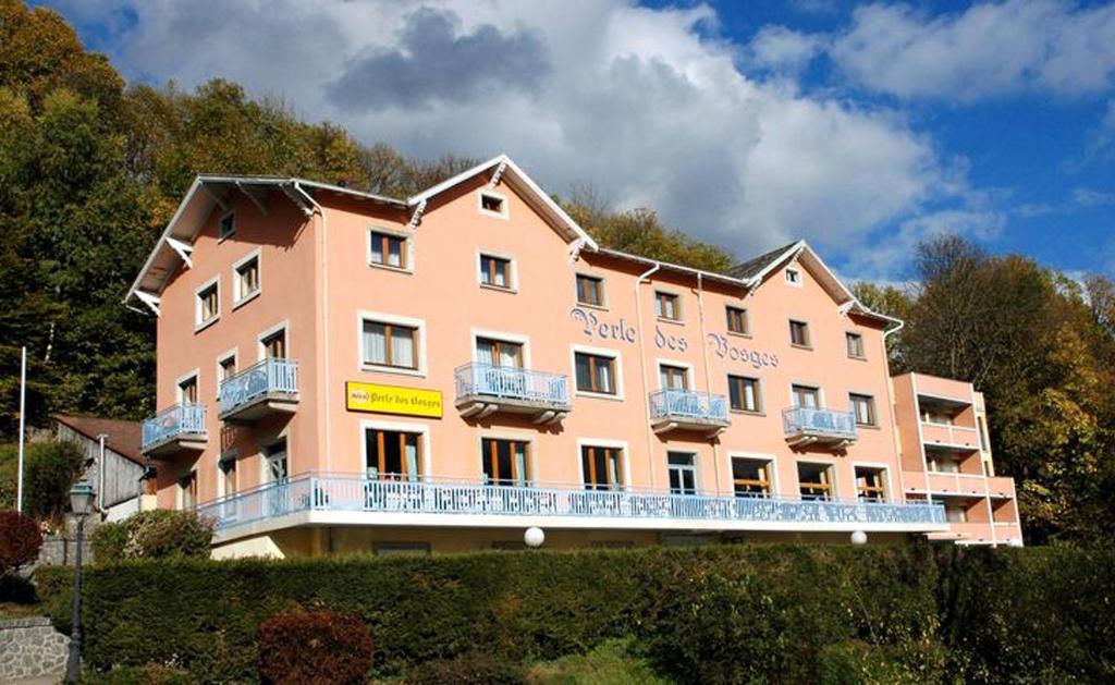 Hotel Restaurant Perle Des Vosges Muhlbach-sur-Munster Exteriör bild